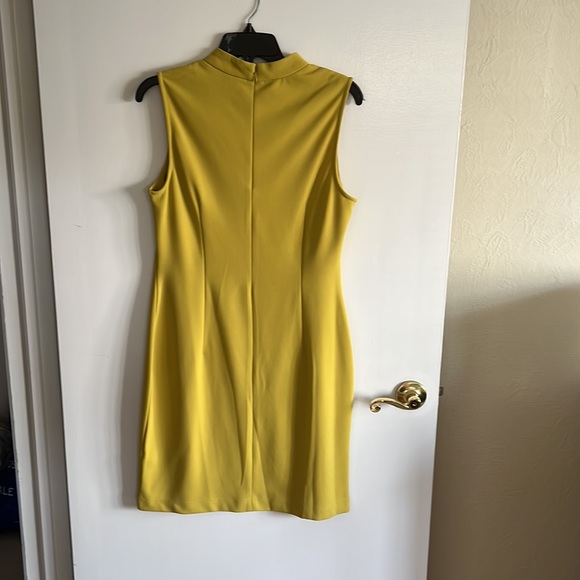 Size 10 dress by Sharagano in lemon yellow color - Picture 2 of 2